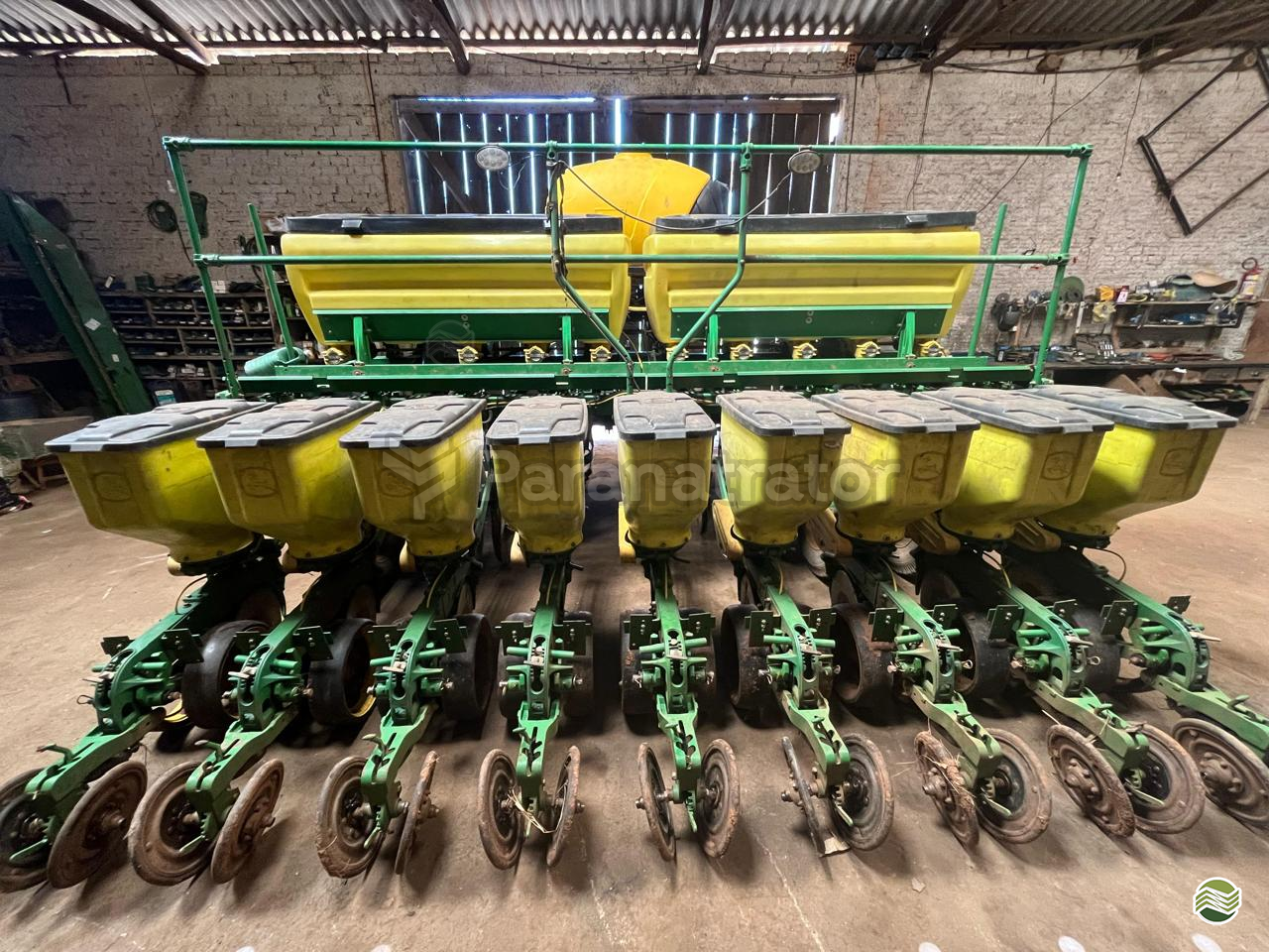 PLANTADEIRA JOHN DEERE PLANTADEIRAS 1109 Paranatrator CASTRO PARANÁ PR
